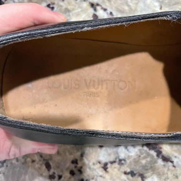 Elegant Louis Vuitton Black Loafers Size 7.5. Fits more like a 10 - Picture 10 of 10